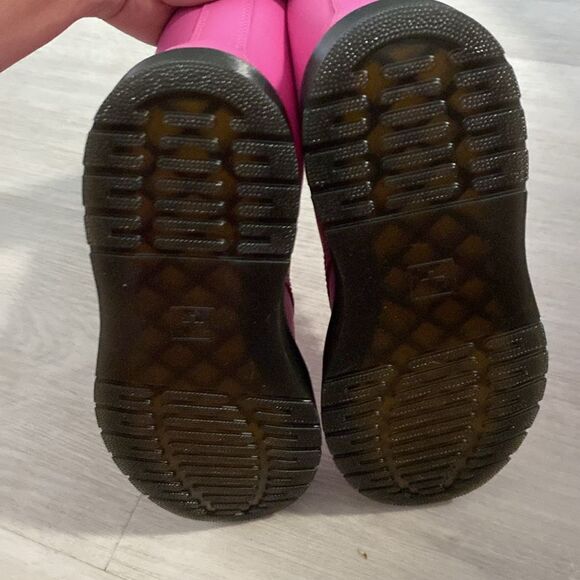 NEW -WOMEN'S DR. MARTENS ZAVALA COMBAT BOOTS- THRIFT PINK- Size 7 - Picture 10 of 10